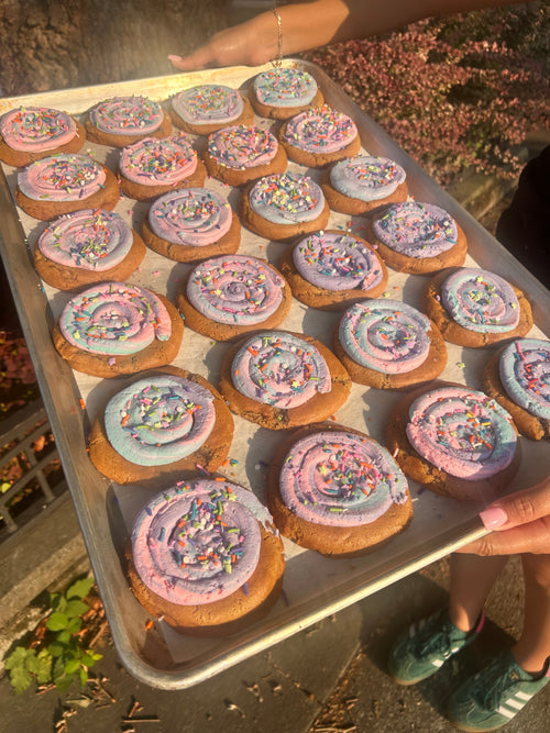 (Pickup only) Tye-Dye Day Dream